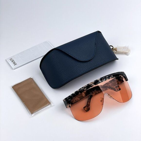 NEW Loewe LW40034U 55S Shiny Colour Havana Bordeaux Mask Shield Women Sunglasses main image 8